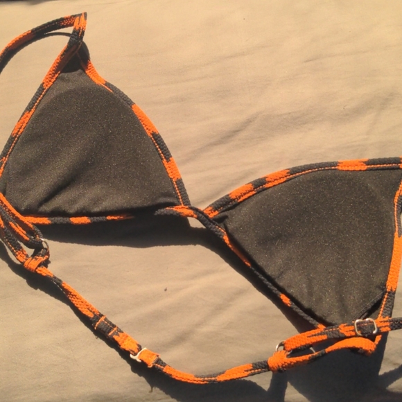 Billabong Tigress skimpy triangle top - Picture 3 of 5